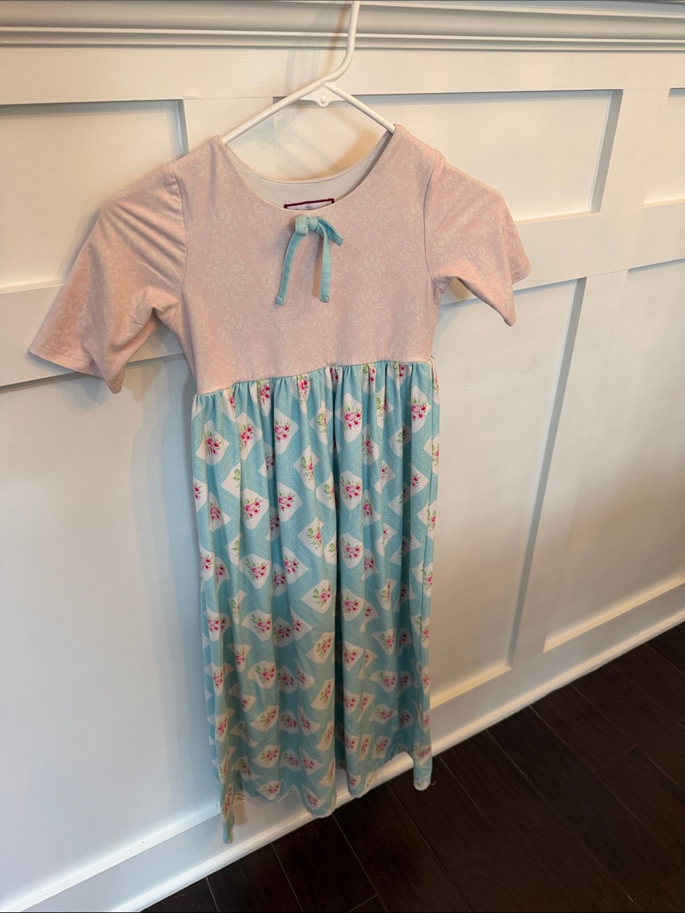 Girls Pink & Aqua Sleeved nightgown with Bow. Original fabric is so so soft